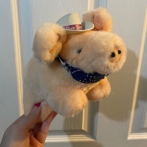Dolly Parton’s Dixie Stampede vintage pig stuffed animal